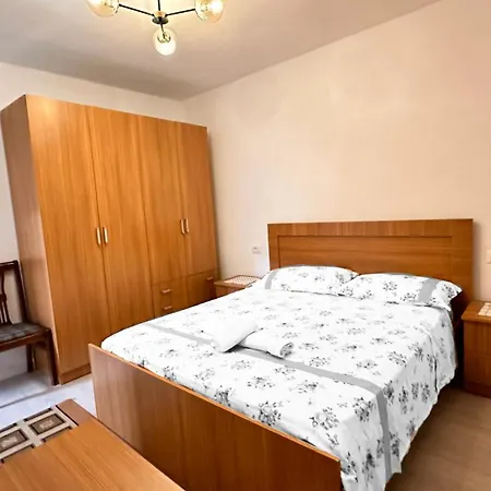 Retreat * Krujë
